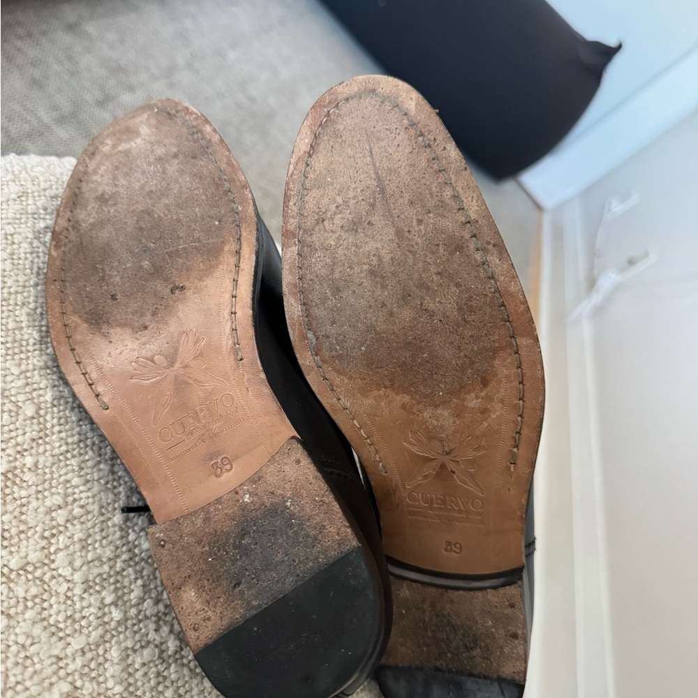 Elegant Black Women's Loafers - Picture 3 of 3
